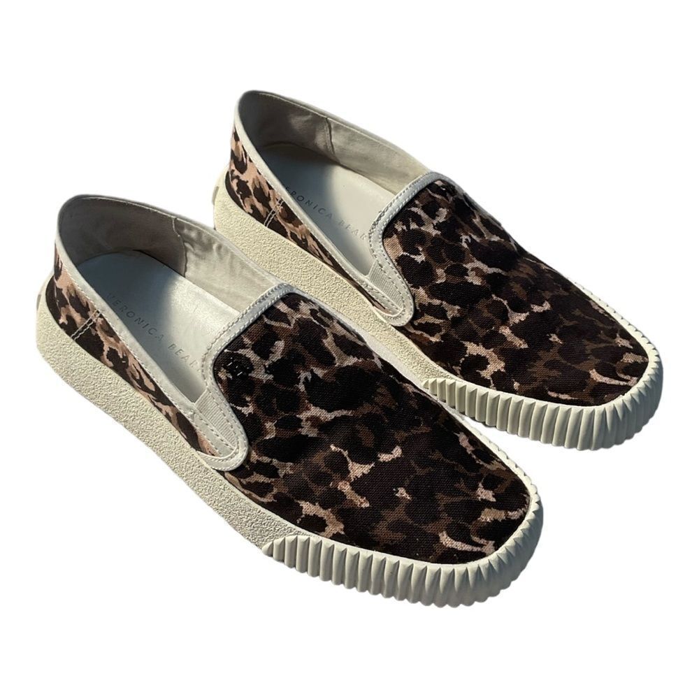 VERONICA BEARD Panelle Leopard-print Canvas Laceless Sneakers  Leopard Size 9M - Picture 2 of 16